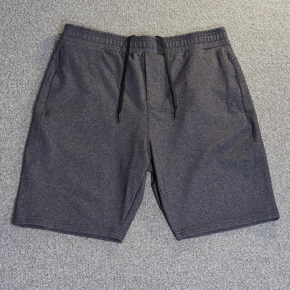 Public Rec All Day Every Day Gamechanger Rec Shorts Size Large in Heathered Gray